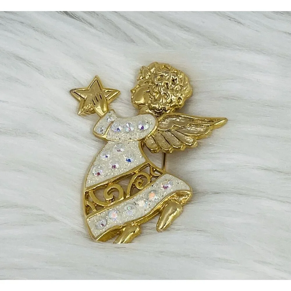Vintage Brooch Gold Tone Pin 2
